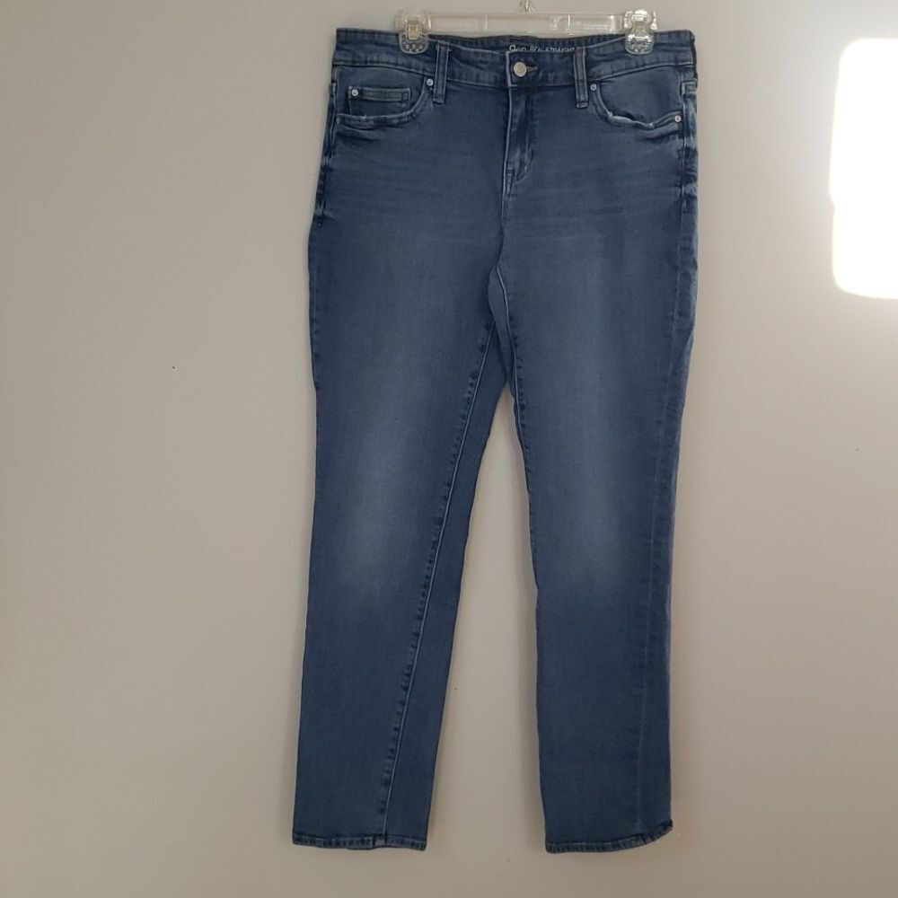 Gap Real Straight Fit Jeans Womens 10R Medium Wash Denim Classic 5 Pocket